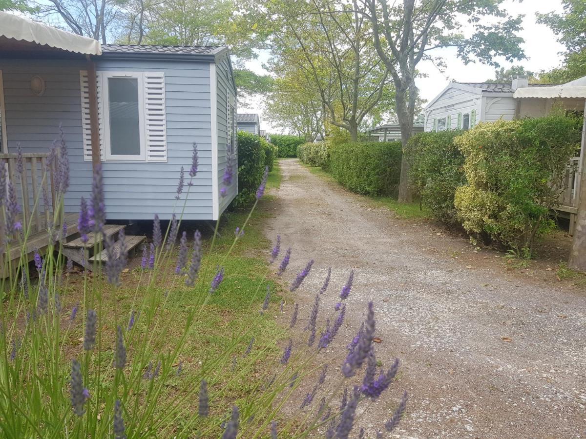 Team Holiday - Camping Du Petit Pont Arvert Buitenkant foto
