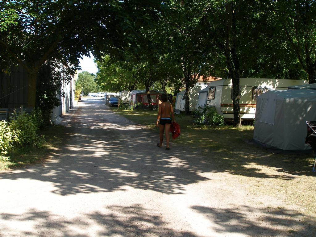 Team Holiday - Camping Du Petit Pont Arvert Buitenkant foto