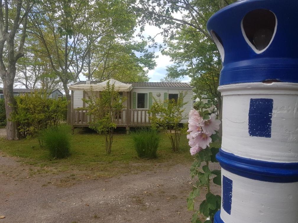 Team Holiday - Camping Du Petit Pont Arvert Buitenkant foto
